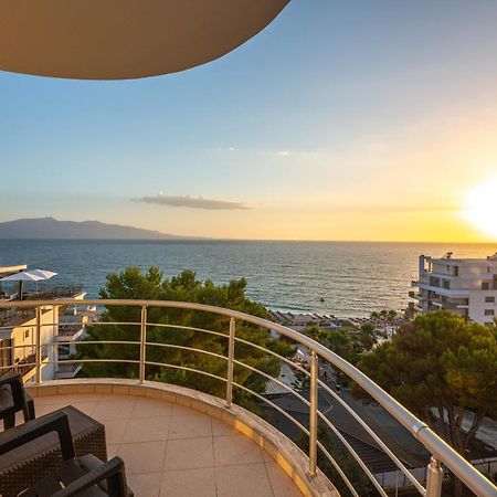סרנדה Hotel Sea Breeze מראה חיצוני תמונה