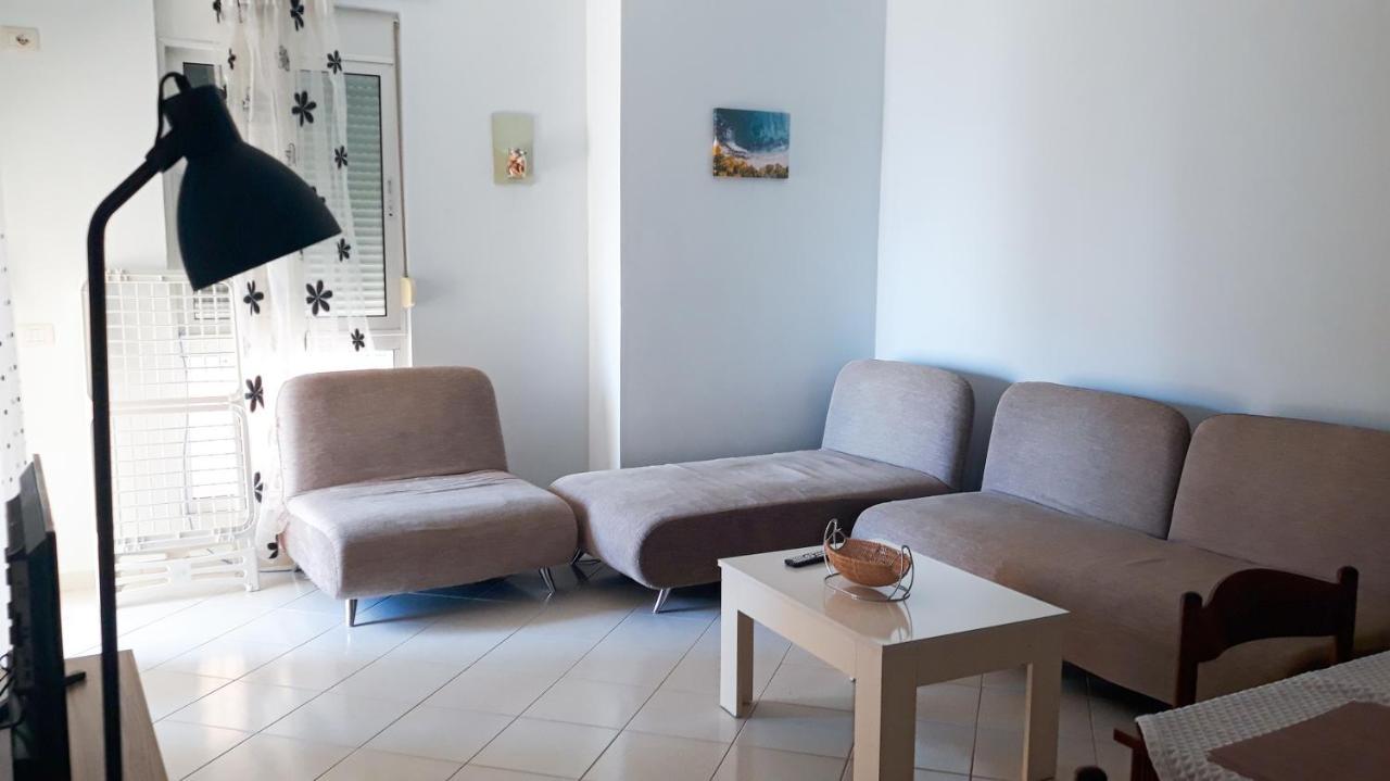 סרנדה Hotel Sea Breeze מראה חיצוני תמונה