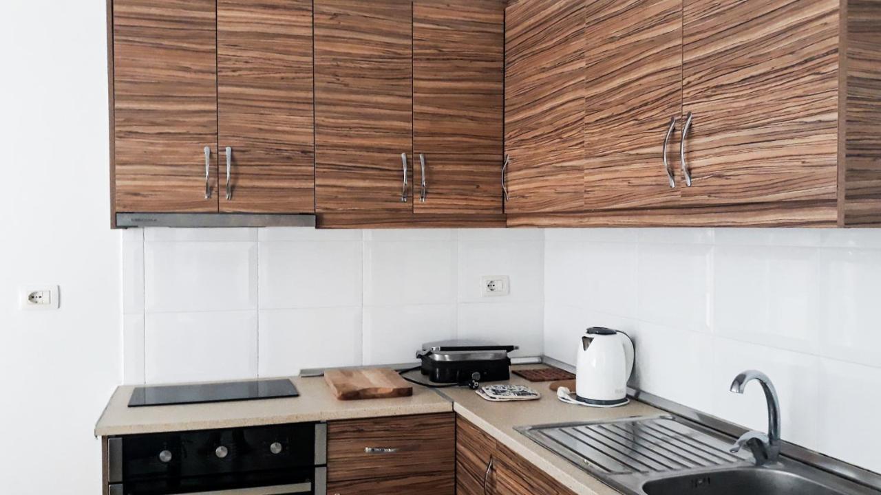 סרנדה Hotel Sea Breeze מראה חיצוני תמונה