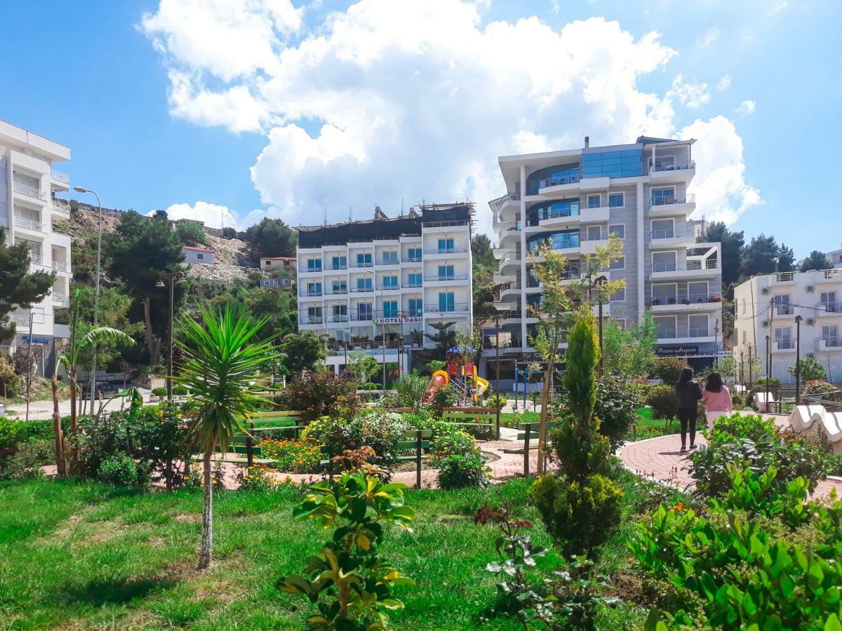 סרנדה Hotel Sea Breeze מראה חיצוני תמונה